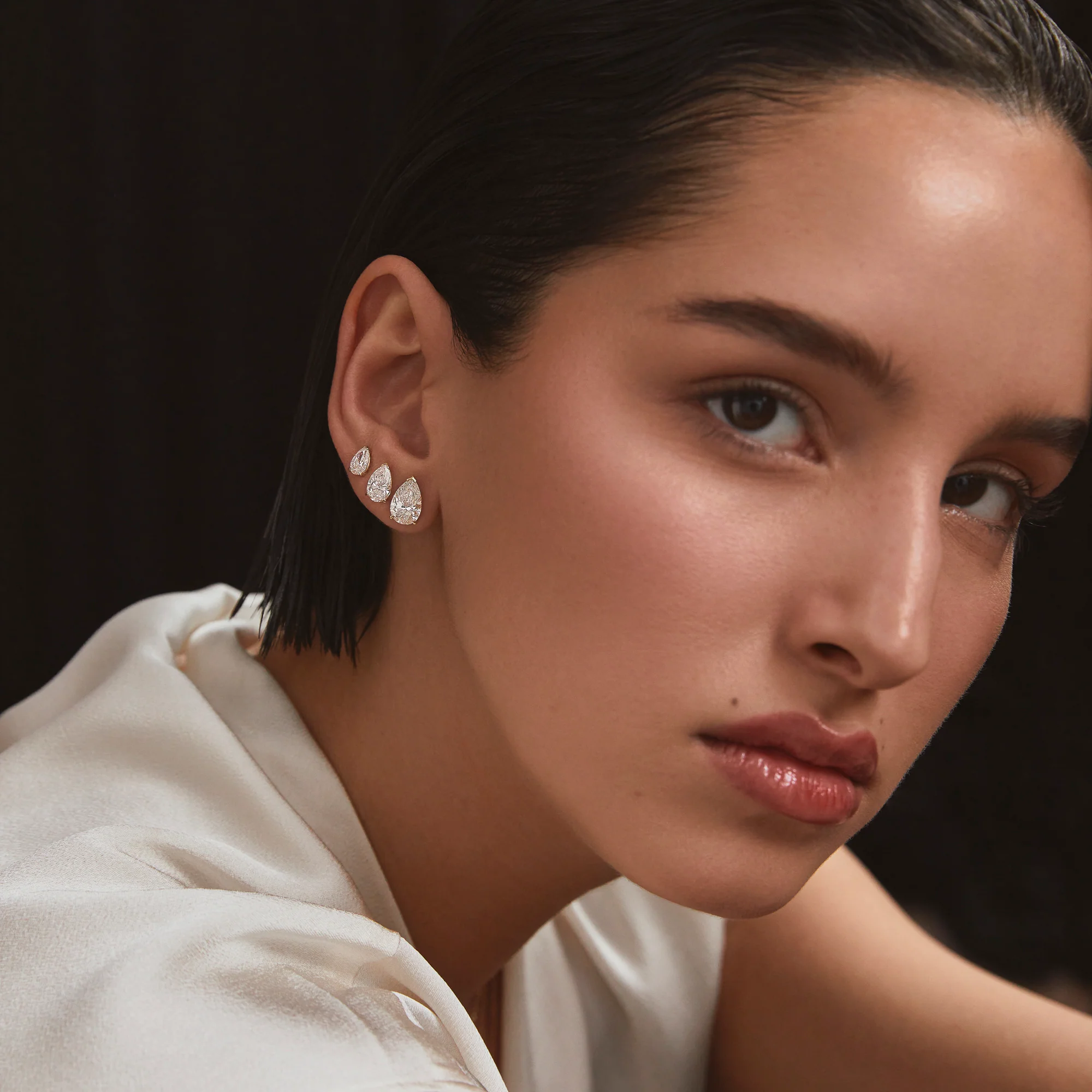 Bardot Solitaire (Pear) - Image 10