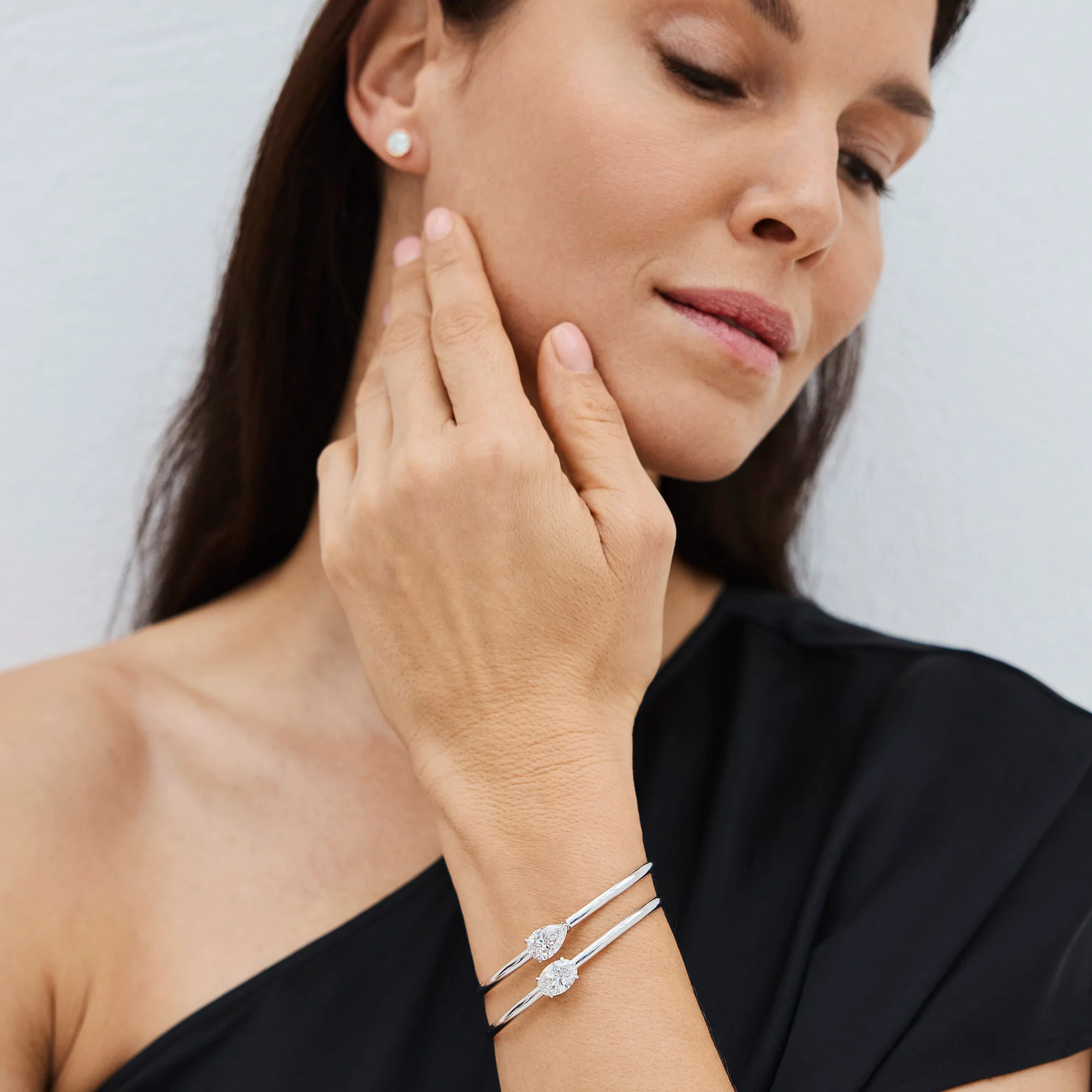 Charlotte Cuff Bangle (Oval) - Image 8