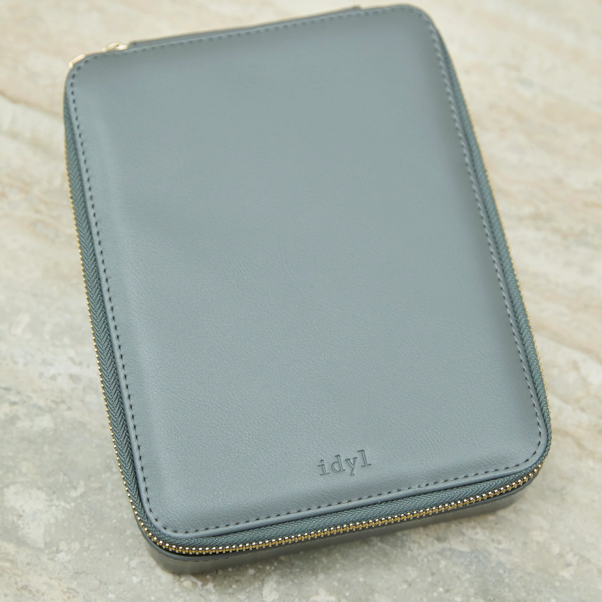 Elegant Jewelry Organizer - Image 2