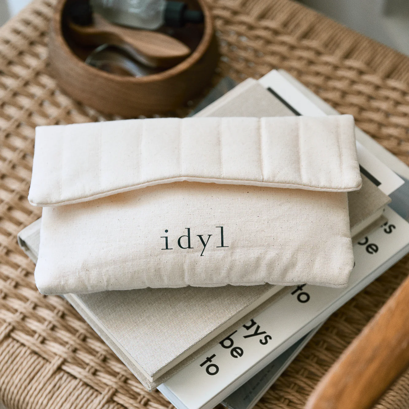 The Essentials Bag - Image 3