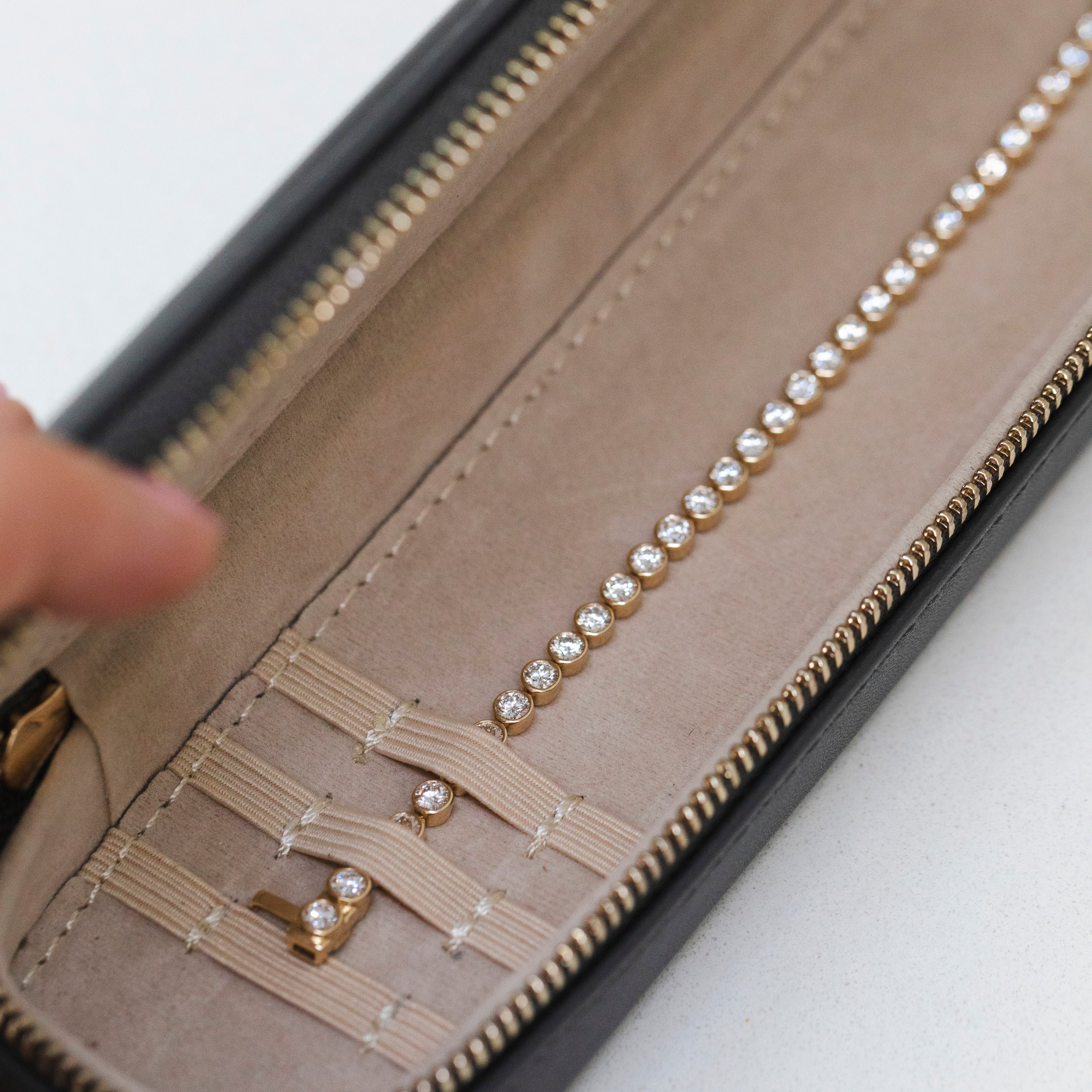 Travel Bracelet Case - Image 2
