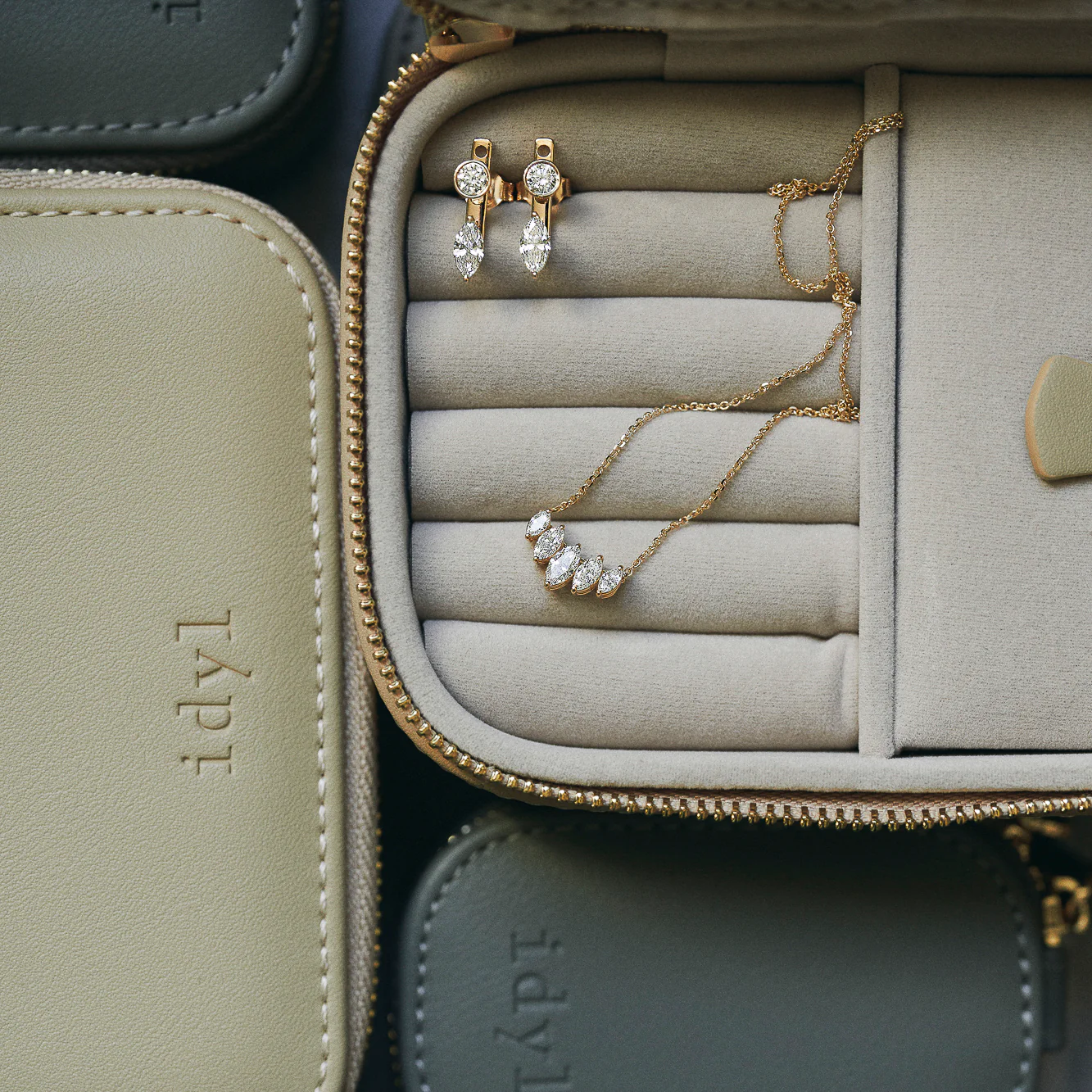 Travel Jewelry Case - Image 5